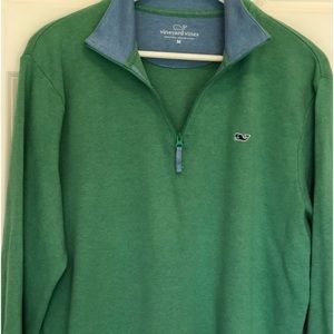 Vineyard Vines pullover medium